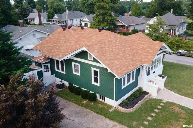 $129,000 | 544 East Main Street, Du Quoin, IL 62832