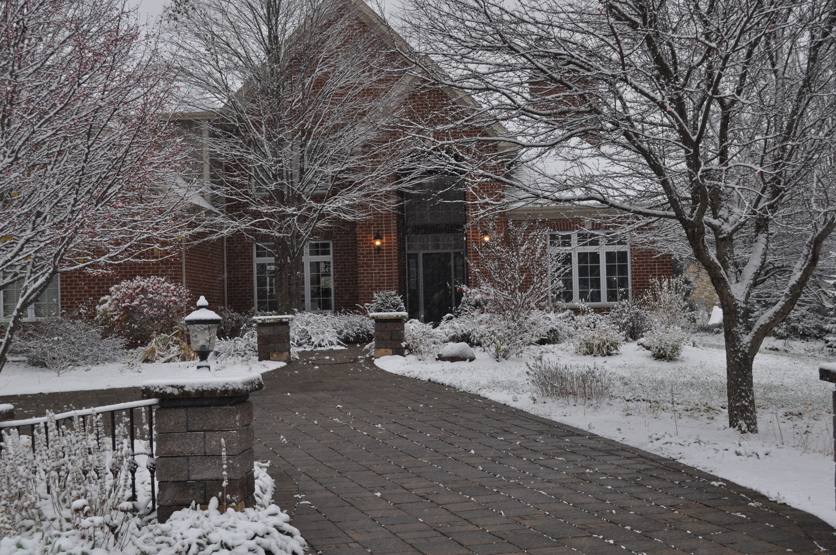 38W155 Henricksen Road St. Charles, IL 60175 - Photo 1 of 35