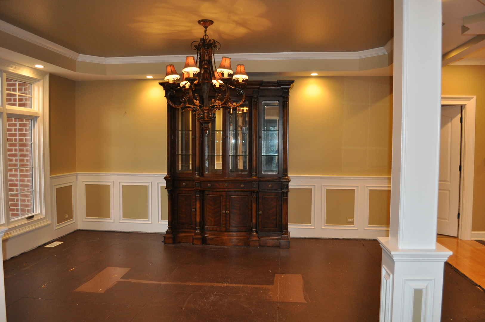38W155 Henricksen Road St. Charles, IL 60175 - Photo 4 of 35