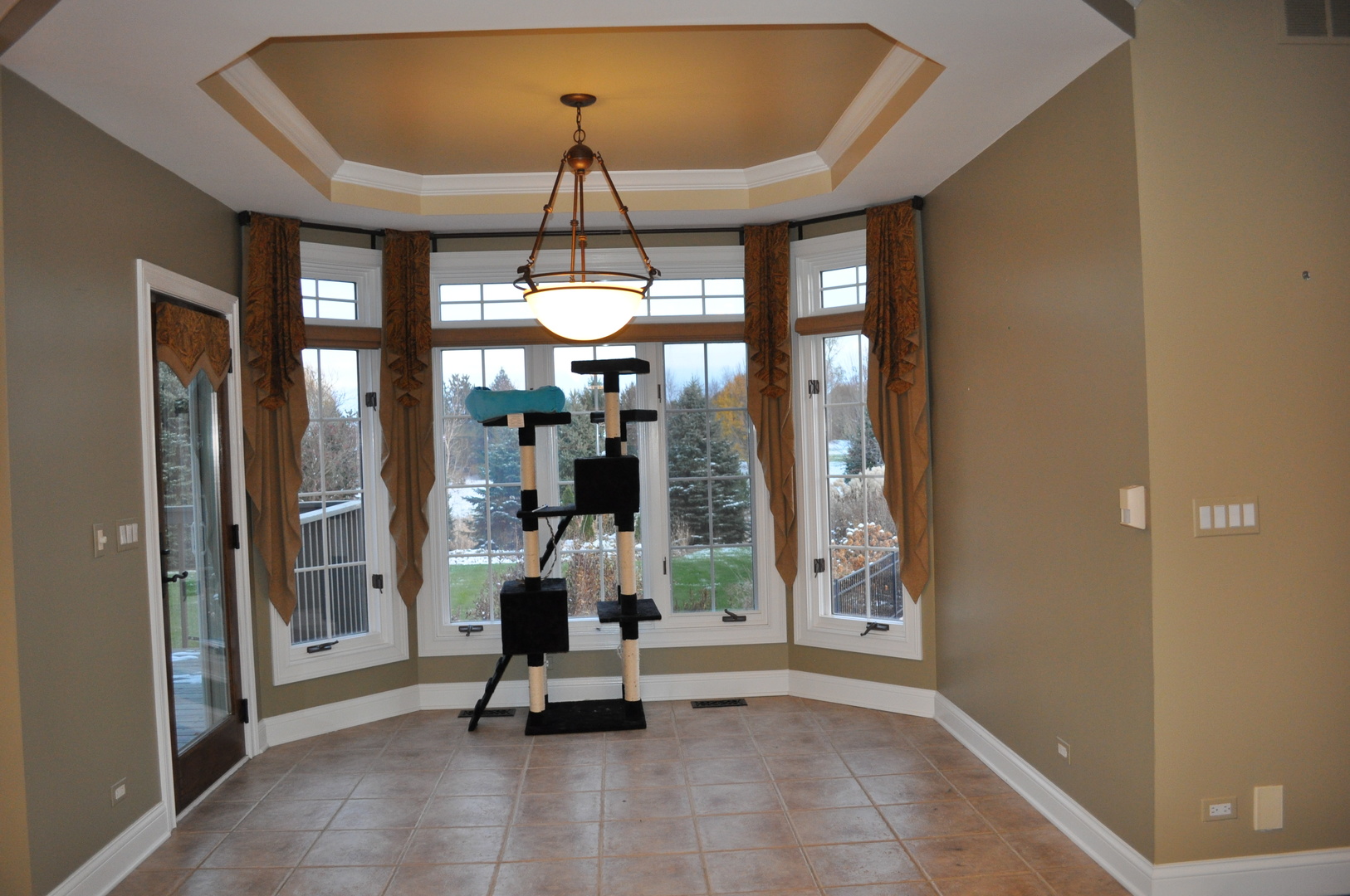 38W155 Henricksen Road St. Charles, IL 60175 - Photo 8 of 35
