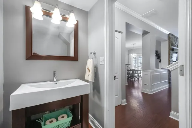 $269,900 | 37 Heather Glen Drive, Unit 37, Aurora, IL 60504