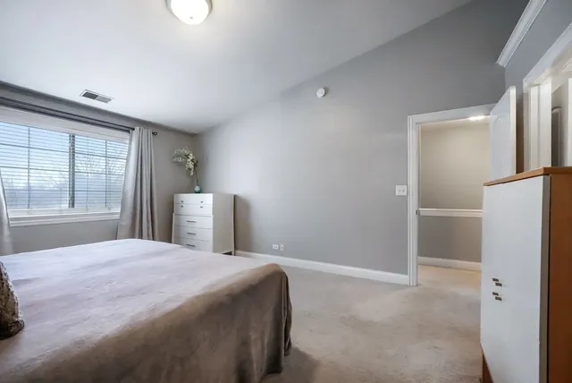 $269,900 | 37 Heather Glen Drive, Unit 37, Aurora, IL 60504