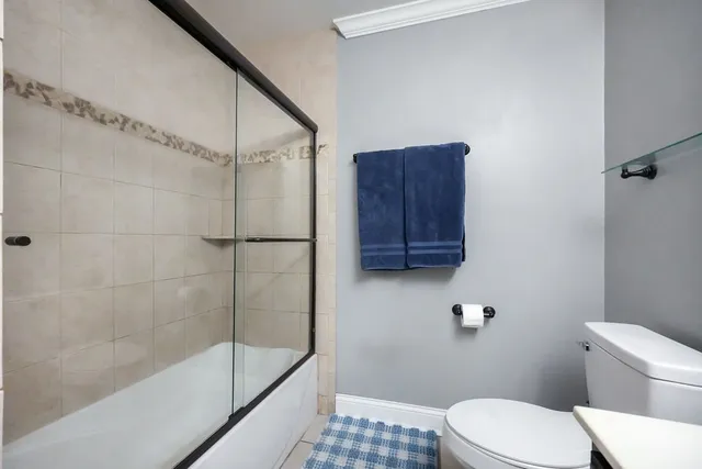 $269,900 | 37 Heather Glen Drive, Unit 37, Aurora, IL 60504