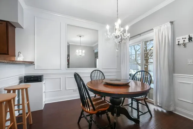 $269,900 | 37 Heather Glen Drive, Unit 37, Aurora, IL 60504