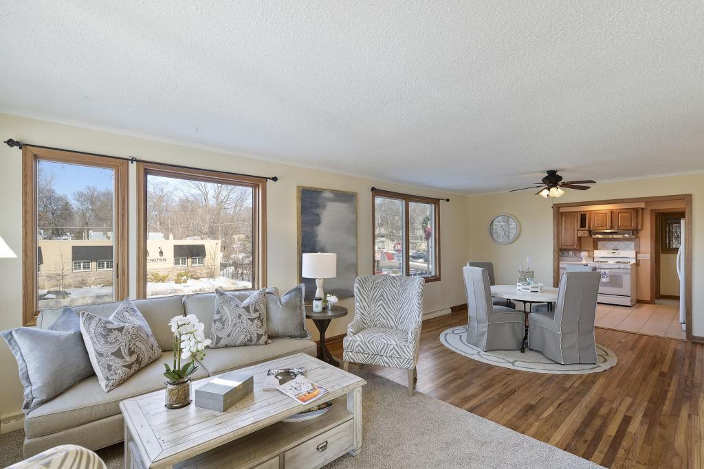 2400 Casco Point Road Orono, MN 55391 - Photo 3 of 22