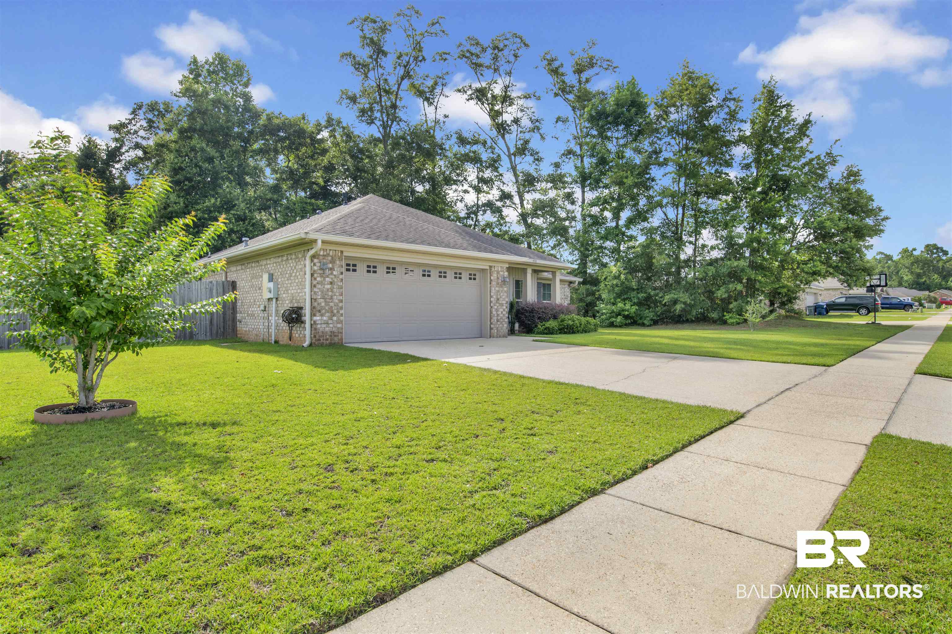 970 Tudor Lane Mobile, AL 36695 - Photo 2 of 25