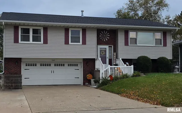 $239,900 | 1145 North 14th Street, Clinton, IA 52732