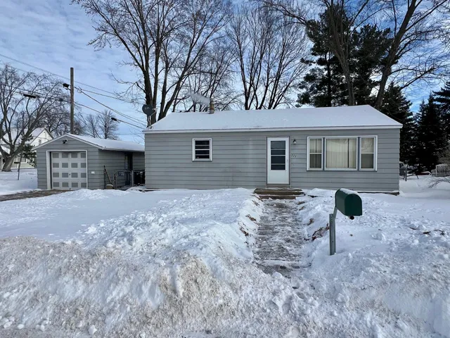 $124,900 | 111 3rd Street Southwest, Little Falls, MN 56345