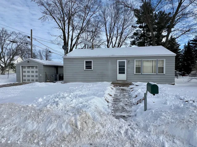 $124,900 | 111 3rd Street Southwest, Little Falls, MN 56345