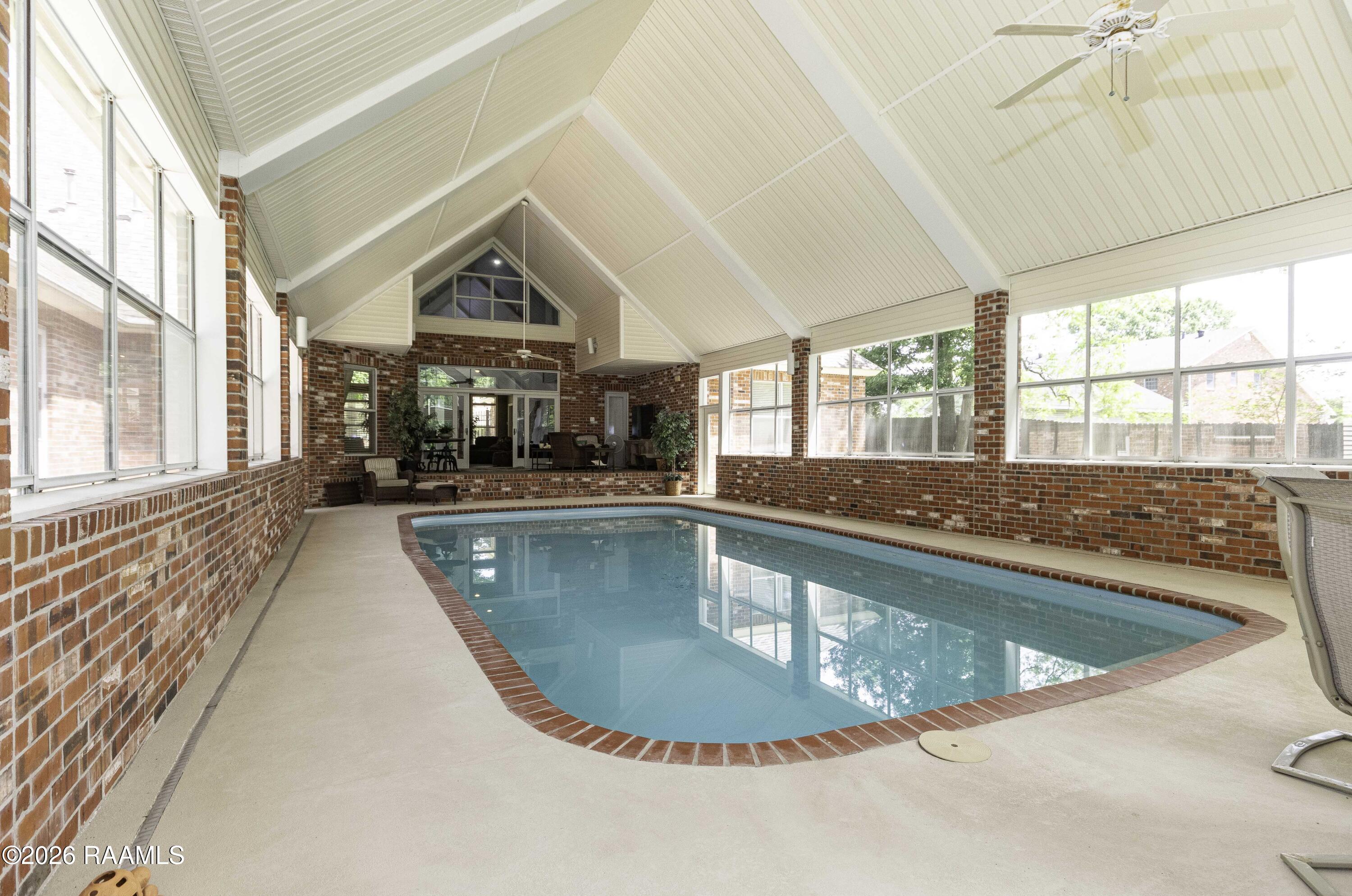 2014 Old Jeanerette Road New Iberia, LA 70563 - Photo 33 of 35 Pool Room 4