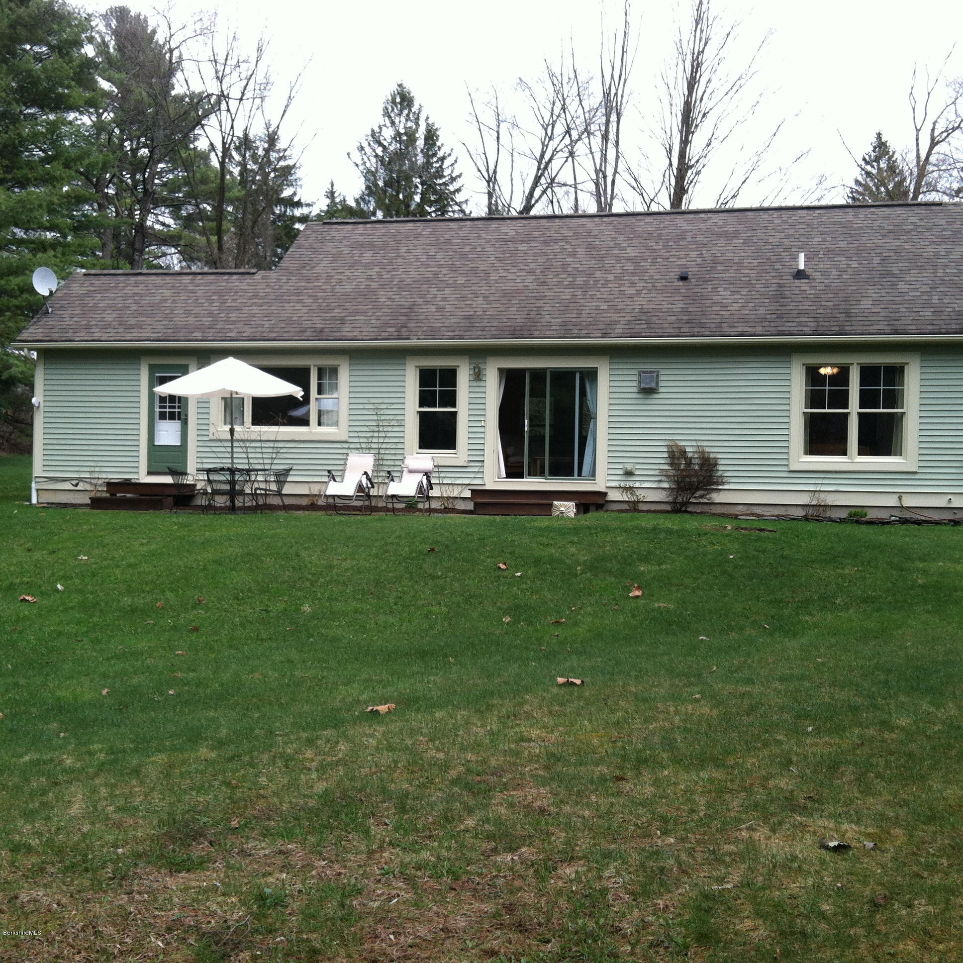 2 A Glendale Road Stockbridge, MA 01229 - Photo 8 of 13 Rear View
