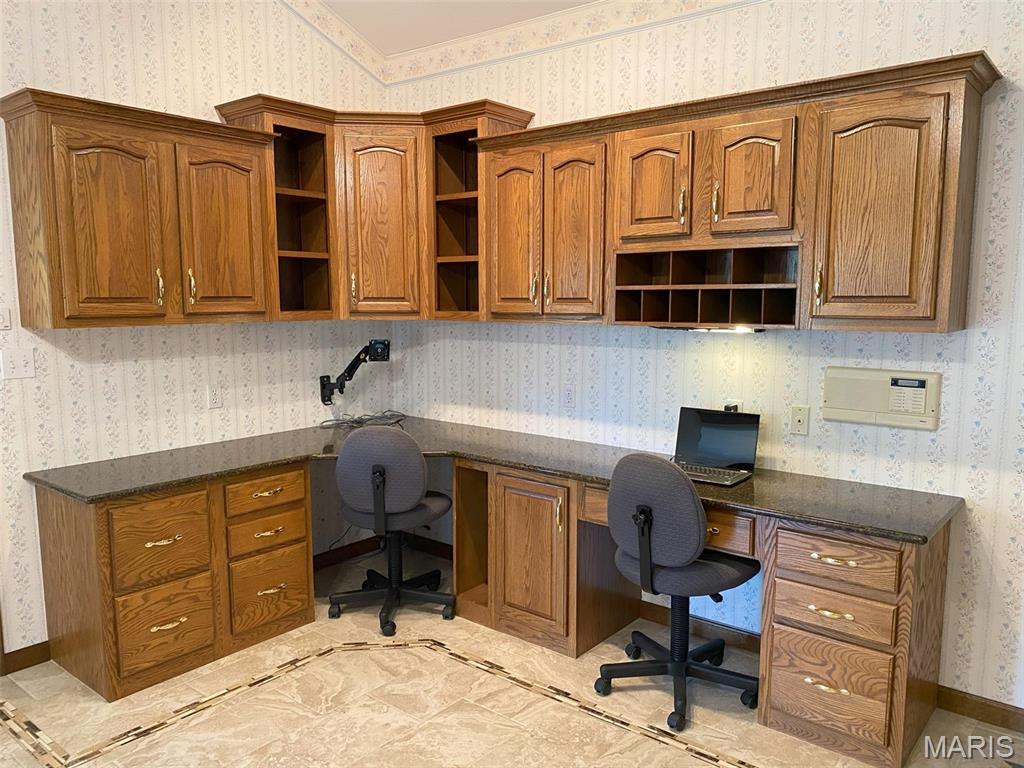 12702 Crestview Lane Trenton, IL 62293 - Photo 17 of 98