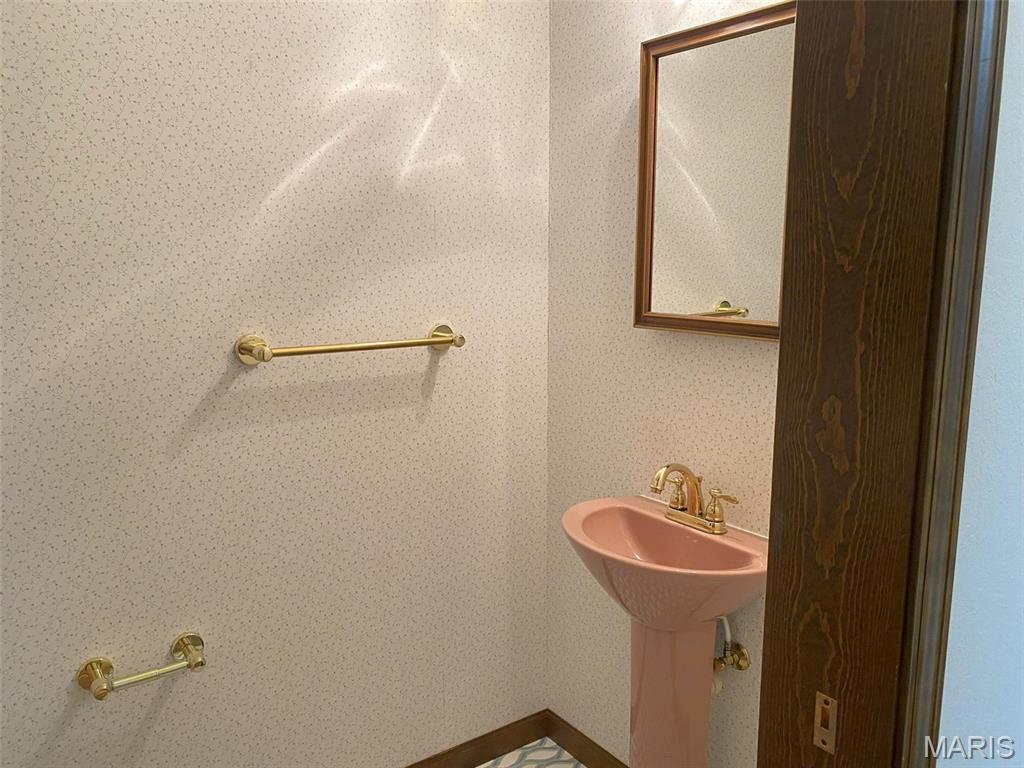 12702 Crestview Lane Trenton, IL 62293 - Photo 31 of 98