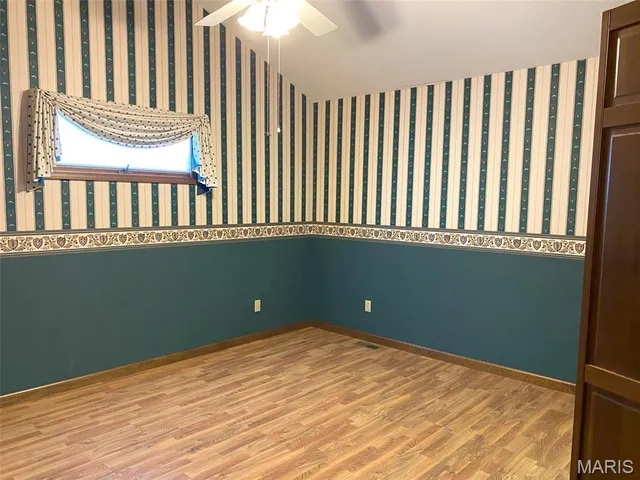 $595,000 | 12702 Crestview Lane, Trenton, IL 62293