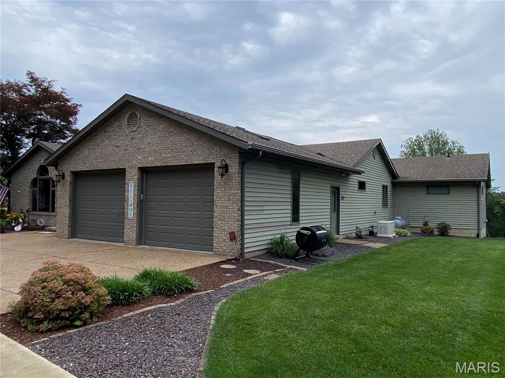 12702 Crestview Lane Trenton, IL 62293 - Photo 89 of 98