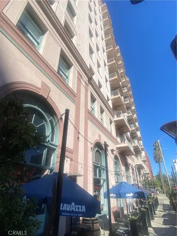 a front view of a building