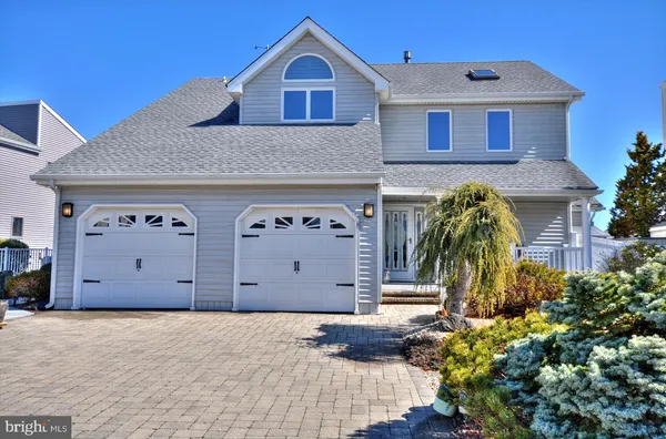 $929,900 | 19 Centerboard Drive, Bayville, NJ 08721