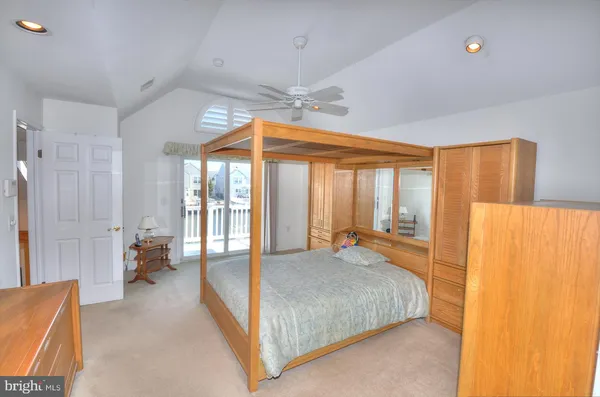 $929,900 | 19 Centerboard Drive, Bayville, NJ 08721
