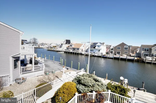 $929,900 | 19 Centerboard Drive, Bayville, NJ 08721