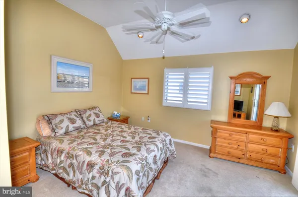 $929,900 | 19 Centerboard Drive, Bayville, NJ 08721