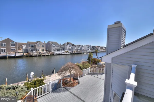 $929,900 | 19 Centerboard Drive, Bayville, NJ 08721