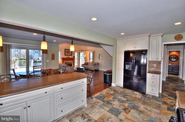 $929,900 | 19 Centerboard Drive, Bayville, NJ 08721