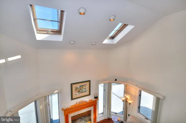$929,900 | 19 Centerboard Drive, Bayville, NJ 08721