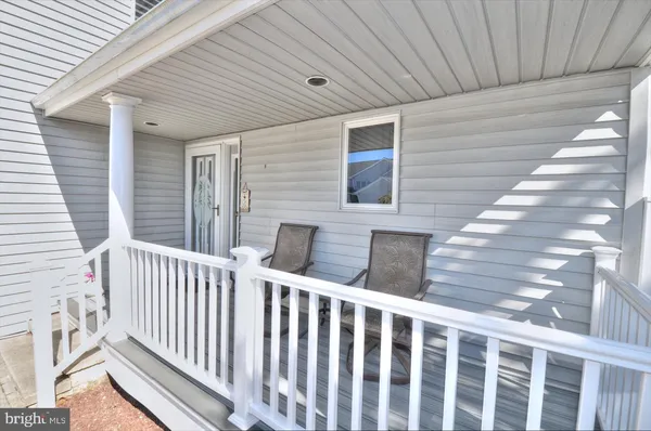 $929,900 | 19 Centerboard Drive, Bayville, NJ 08721