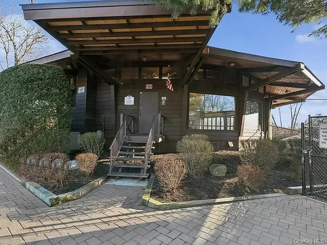 $450,000 | 2 Heritage Drive, Unit B, New City, NY 10956