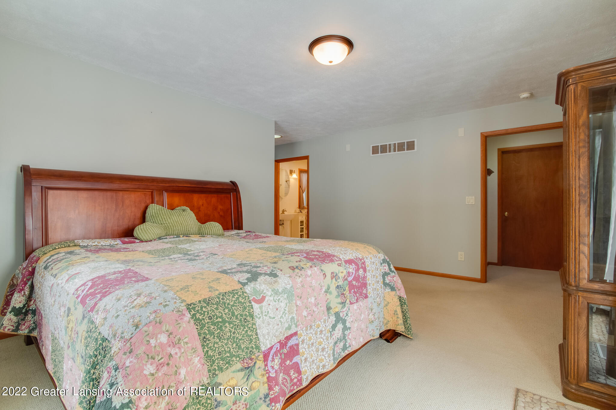 15832 Brook Road Lansing, MI 48906 - Photo 23 of 42 15832_Brook_Rd_BROCK-43