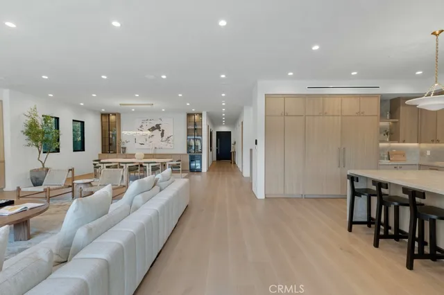 $5,199,000 | 13024 Bloomfield Street, Studio City, CA 91604