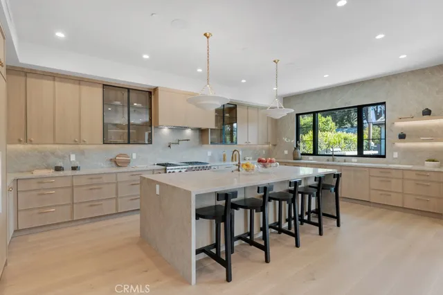 $5,199,000 | 13024 Bloomfield Street, Studio City, CA 91604
