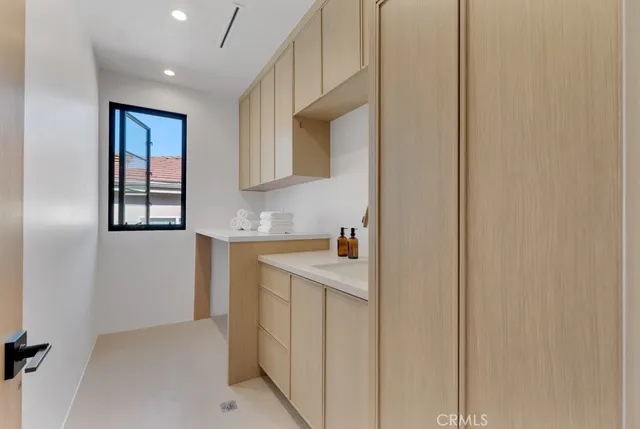 $5,199,000 | 13024 Bloomfield Street, Studio City, CA 91604