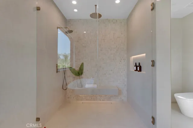 $5,199,000 | 13024 Bloomfield Street, Studio City, CA 91604