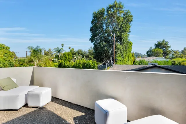 $5,199,000 | 13024 Bloomfield Street, Studio City, CA 91604