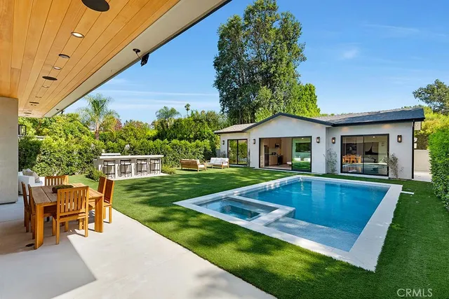 $5,199,000 | 13024 Bloomfield Street, Studio City, CA 91604