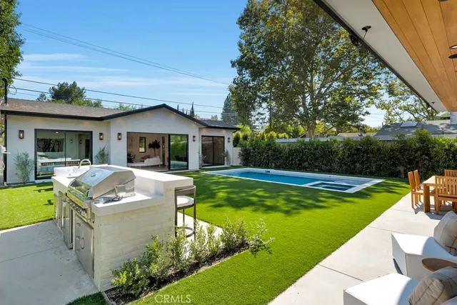 $5,199,000 | 13024 Bloomfield Street, Studio City, CA 91604