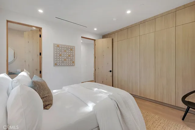 $5,199,000 | 13024 Bloomfield Street, Studio City, CA 91604