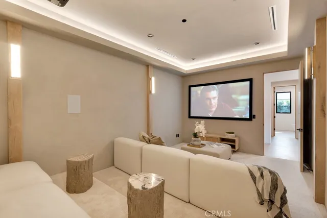 $5,199,000 | 13024 Bloomfield Street, Studio City, CA 91604