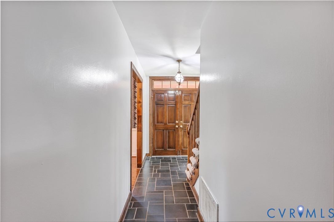 5701 Elfinwood Road Chester, VA 23831 - Photo 5 of 52