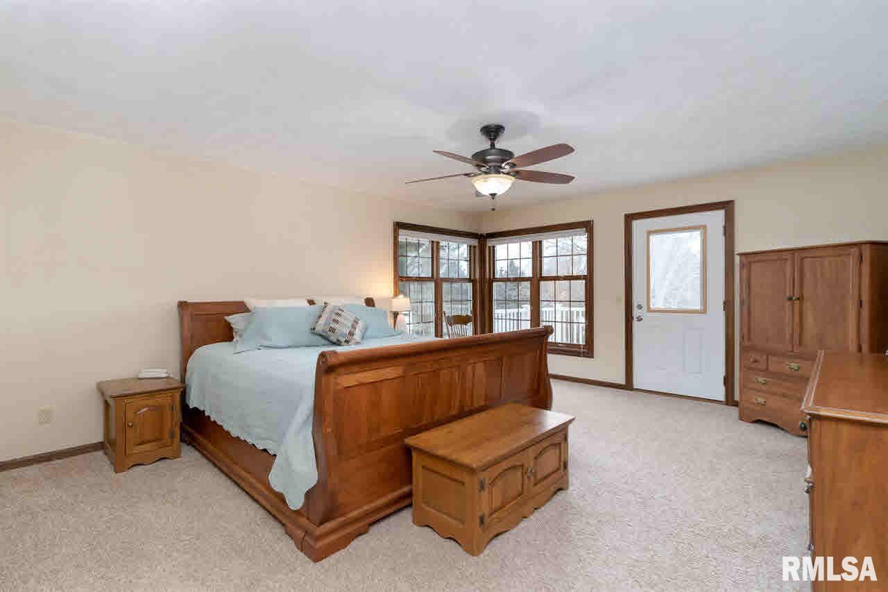 6532 James Road Bettendorf, IA 52722 - Photo 20 of 24 Gallery Image 20