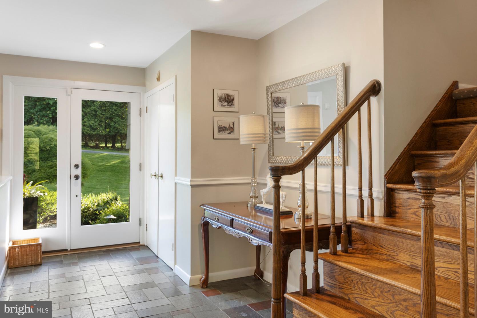 321 Myrtle Lane Narberth, PA 19072 - Photo 2 of 69 Entry