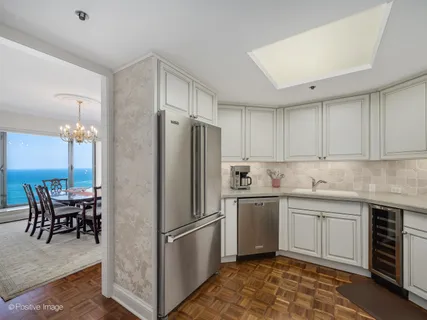 $999,000 | 950 North Michigan Avenue, Unit 2305, Chicago, IL 60611