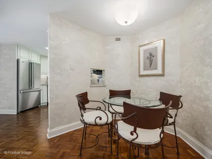 $999,000 | 950 North Michigan Avenue, Unit 2305, Chicago, IL 60611