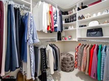 $999,000 | 950 North Michigan Avenue, Unit 2305, Chicago, IL 60611