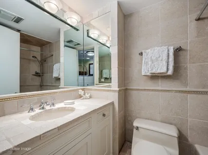 $999,000 | 950 North Michigan Avenue, Unit 2305, Chicago, IL 60611