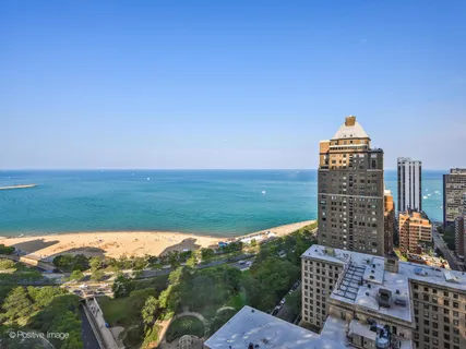 $999,000 | 950 North Michigan Avenue, Unit 2305, Chicago, IL 60611