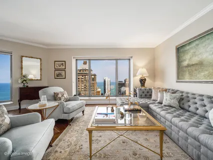 $999,000 | 950 North Michigan Avenue, Unit 2305, Chicago, IL 60611