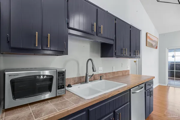 $299,000 | 3502 Silvertree Lane, Pensacola, FL 32504