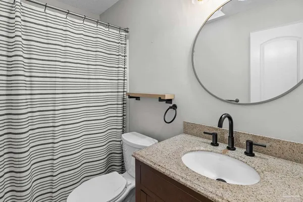 $299,000 | 3502 Silvertree Lane, Pensacola, FL 32504